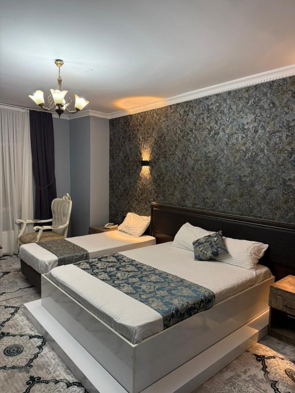 Suite,Havuz veya Bahçe Manzaralı,2. Kat