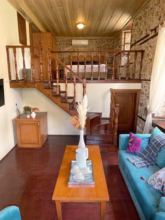 Suit Oda, Cadde Manzaralı