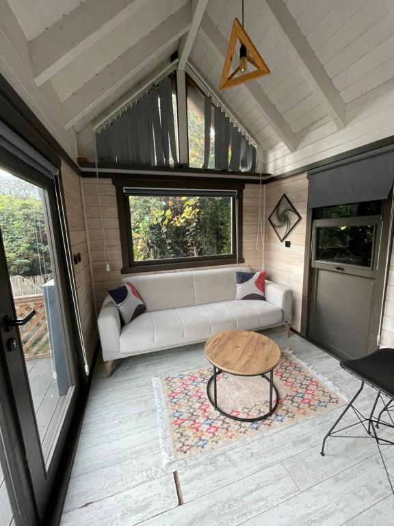 Tiny House,Bahçe Jakuzili