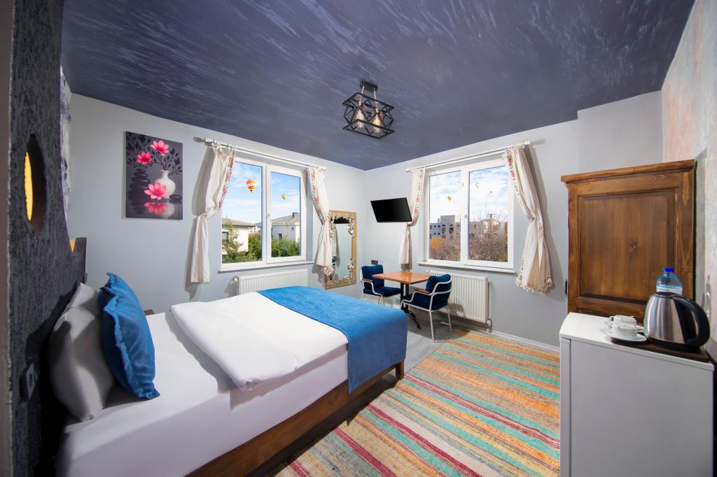 Standart Oda, Avlu Manzaralı