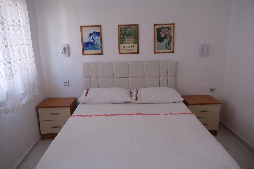 Apart Daire Bahçe Katı Oda, Cadde Manzaralı