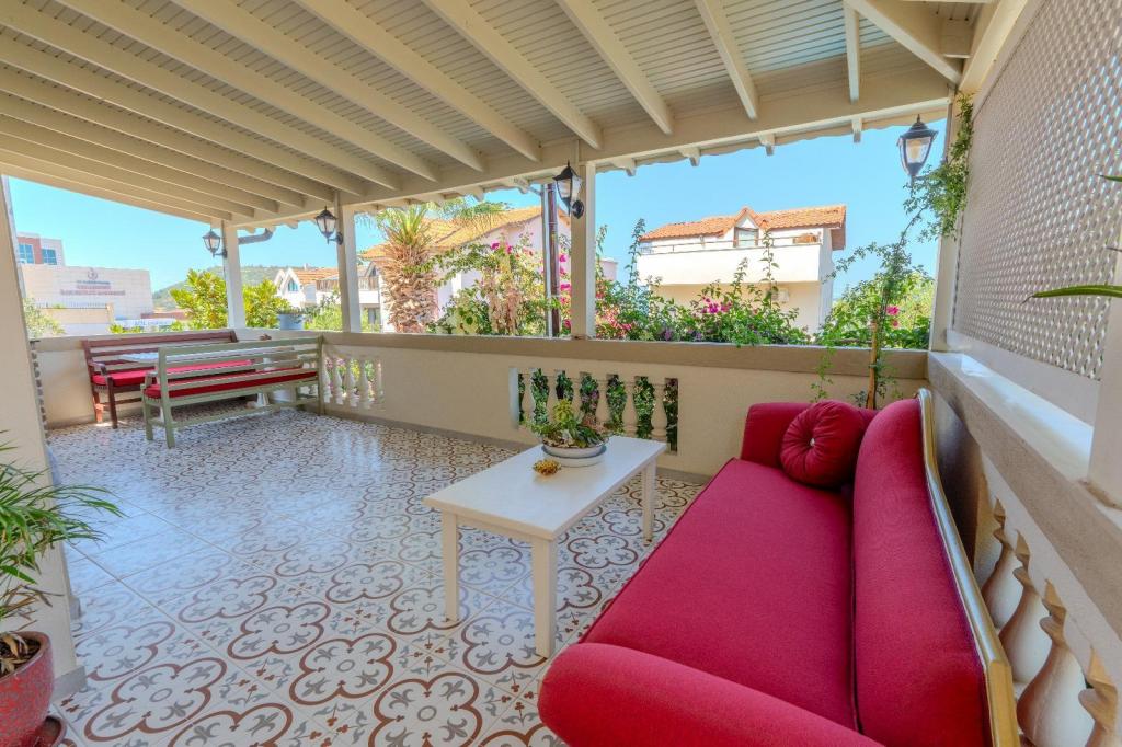 Comfort Oda,deniz Ve Bahçe Manzaralı,1. Kat