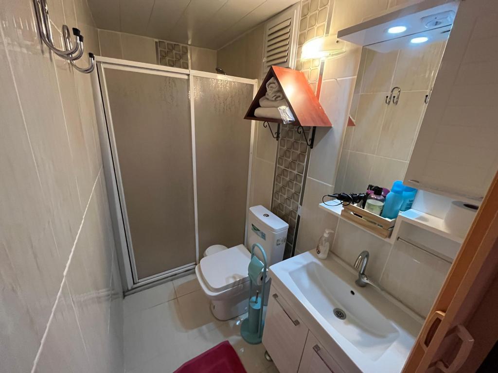 Zemin Kat Oda,Kara Manzaralı