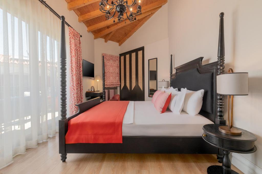 Deluxe Oda, Bahçe Veya Havuz Manzaralı