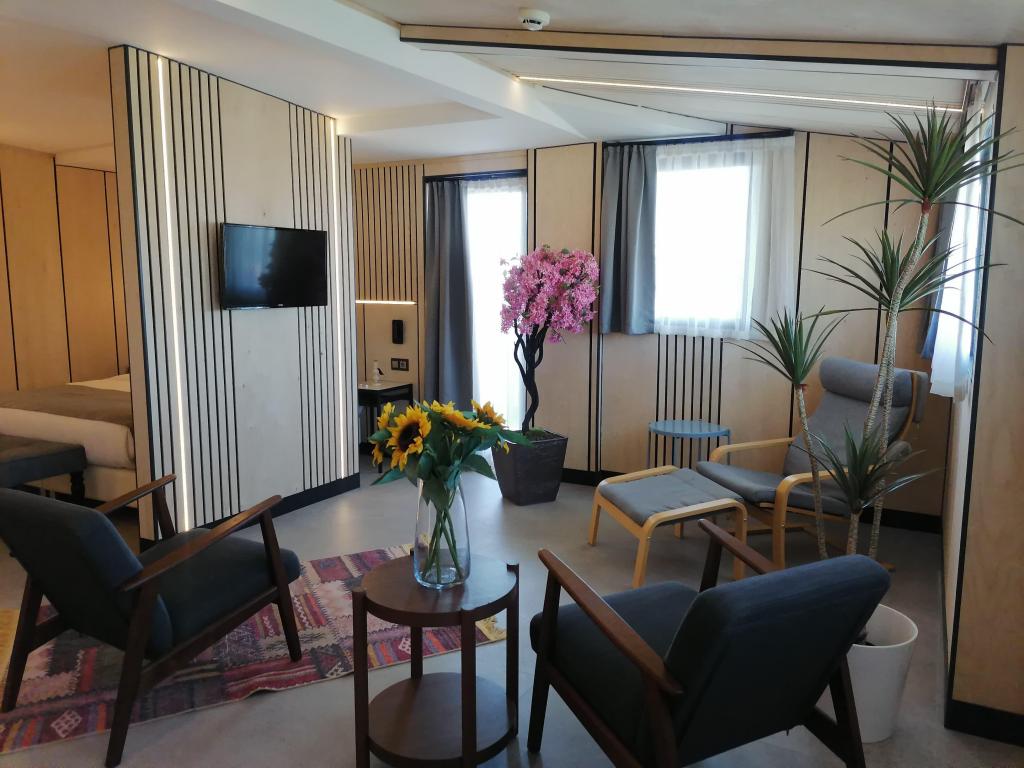 Otel Resmi