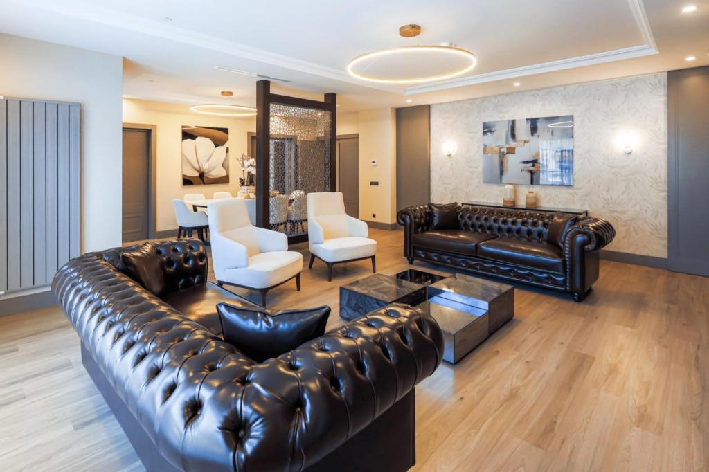 King Suite Room, Forest View (Balcony, Jacuzzi)