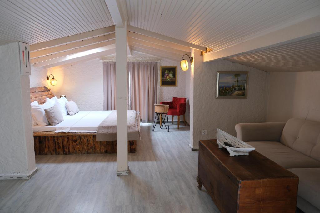 Luxury Suite,Dağ veya Havuz Manzaralı,Jakuzili