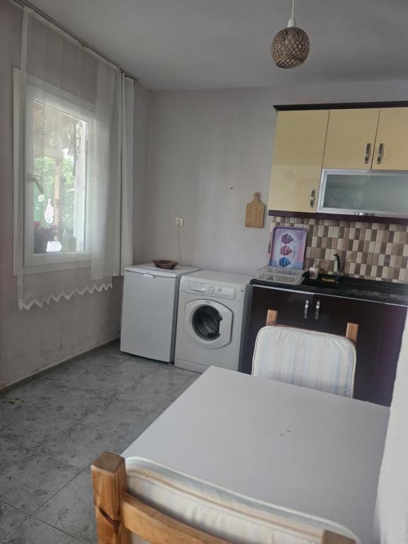 1+0 Mutfakli,Bahçe Manzaralı,Bahçe Katı