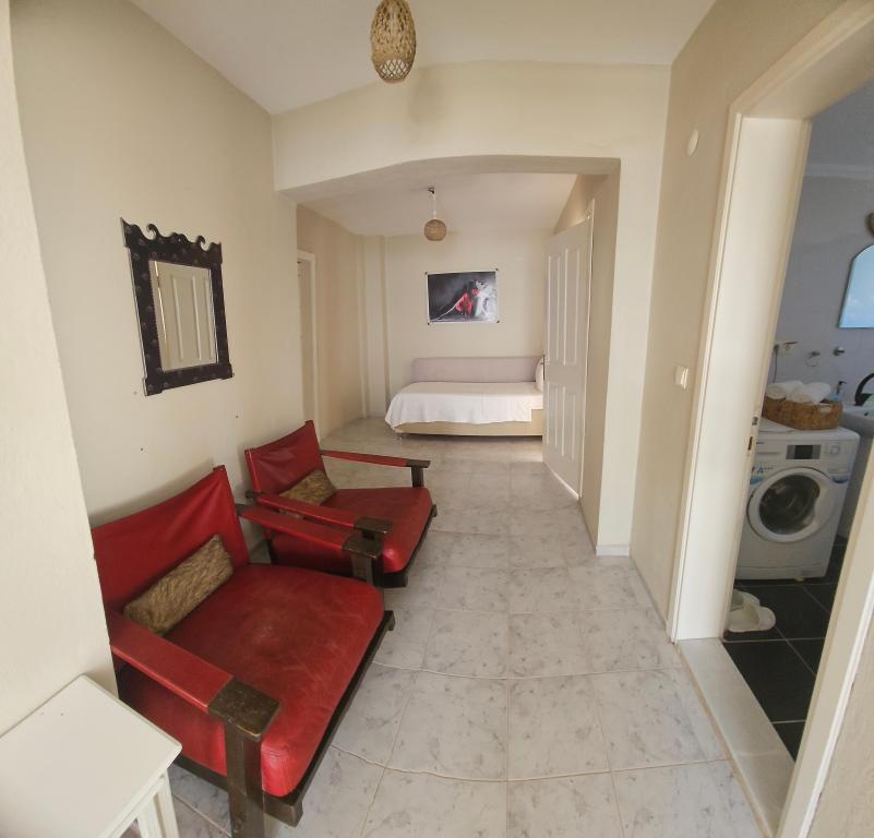 1+1 Daire,Bahçe Manzaralı,Balkonlu