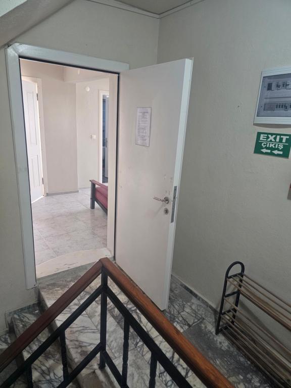 1+1 Daire,Bahçe Manzaralı,Balkonlu