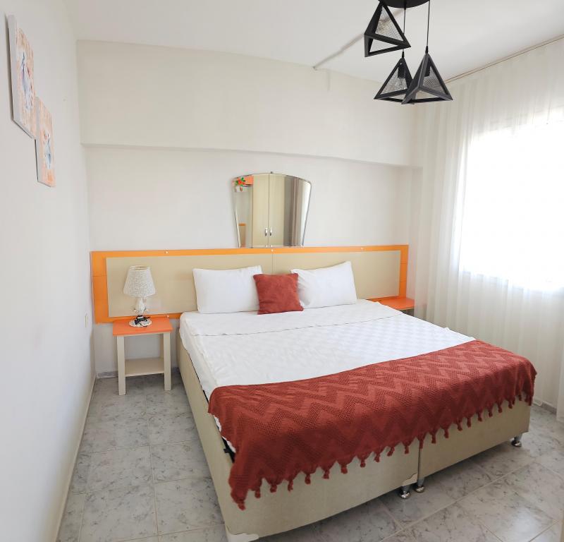 1+1 Ekonomik Apart Daire,Bahçe Manzaralı,Balkonlu