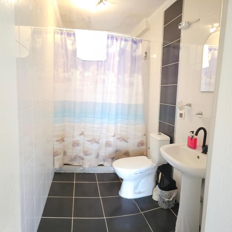1+1 Ekonomik Apart Daire,Bahçe Manzaralı,Balkonlu
