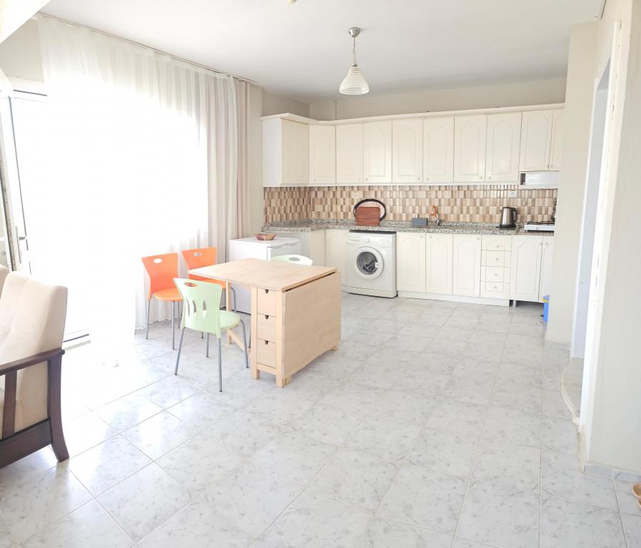 1+1 Ekonomik Apart Daire,Bahçe Manzaralı,Balkonlu