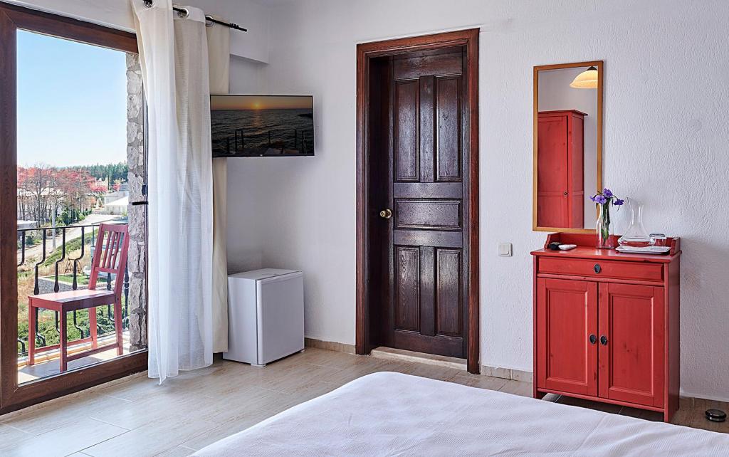 Standart Çift Kişilik Oda,Deniz Manzaralı,Balkonlu