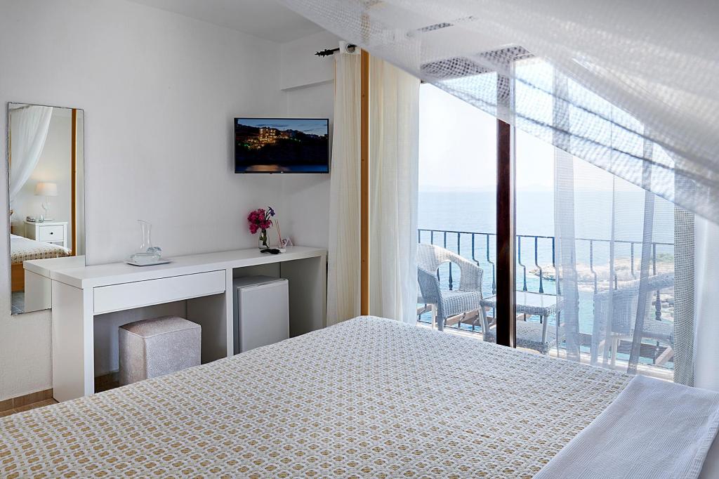 Standart Çift Kişilik Oda,Deniz Manzaralı,Balkonlu