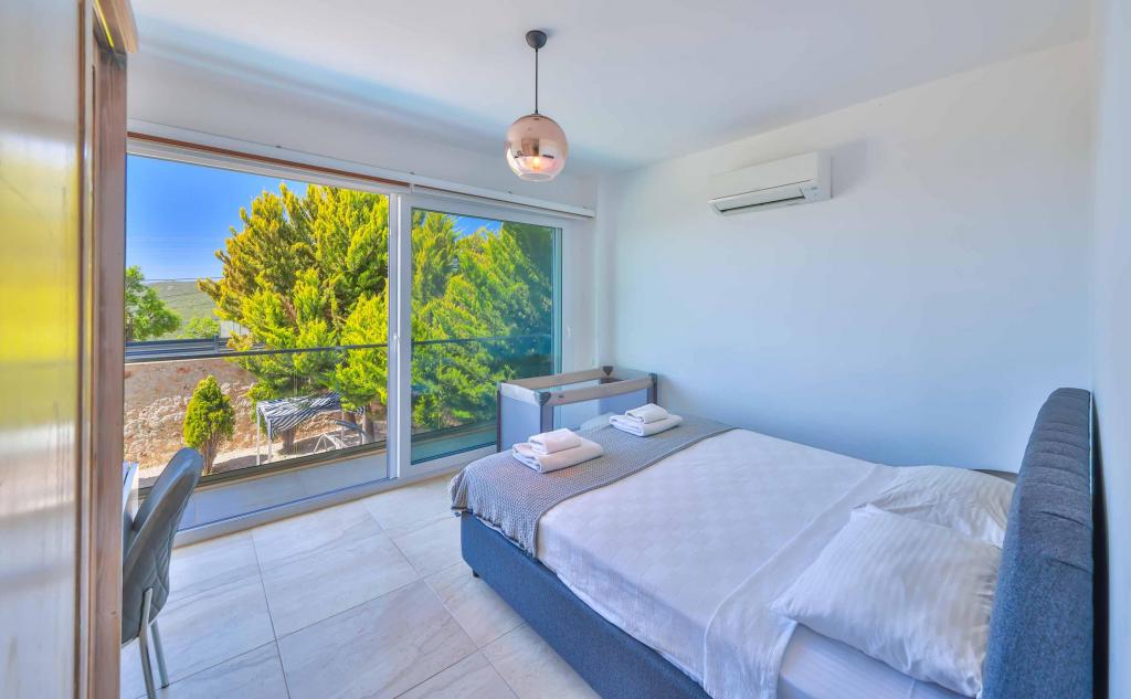 Villa 3+1 Oda-Özel Havuzlu,Dağ veya Havuz Manzaralı,Özel Havuzlu ve Bahçeli