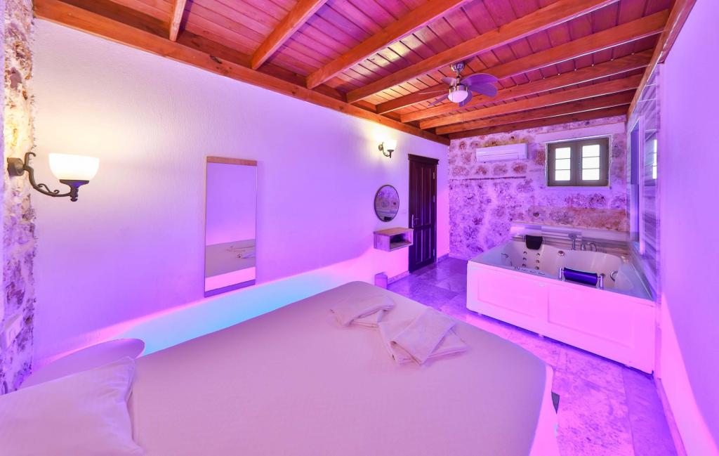 1+1 Villa,Havuz Manzaralı,Özel Havuzlu ve Jakuzili