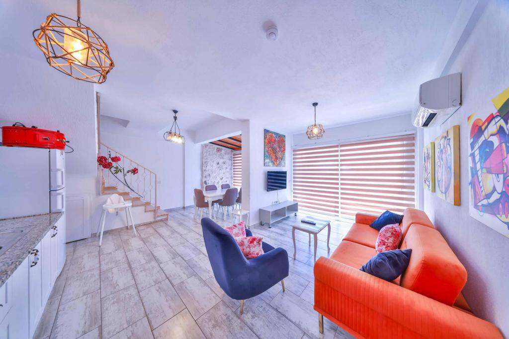 Villa,Dağ veya Havuz Manzaralı,Havuz Bağlantılı