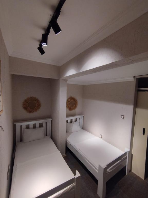 Standard Room, Viewless (Without Balcony)