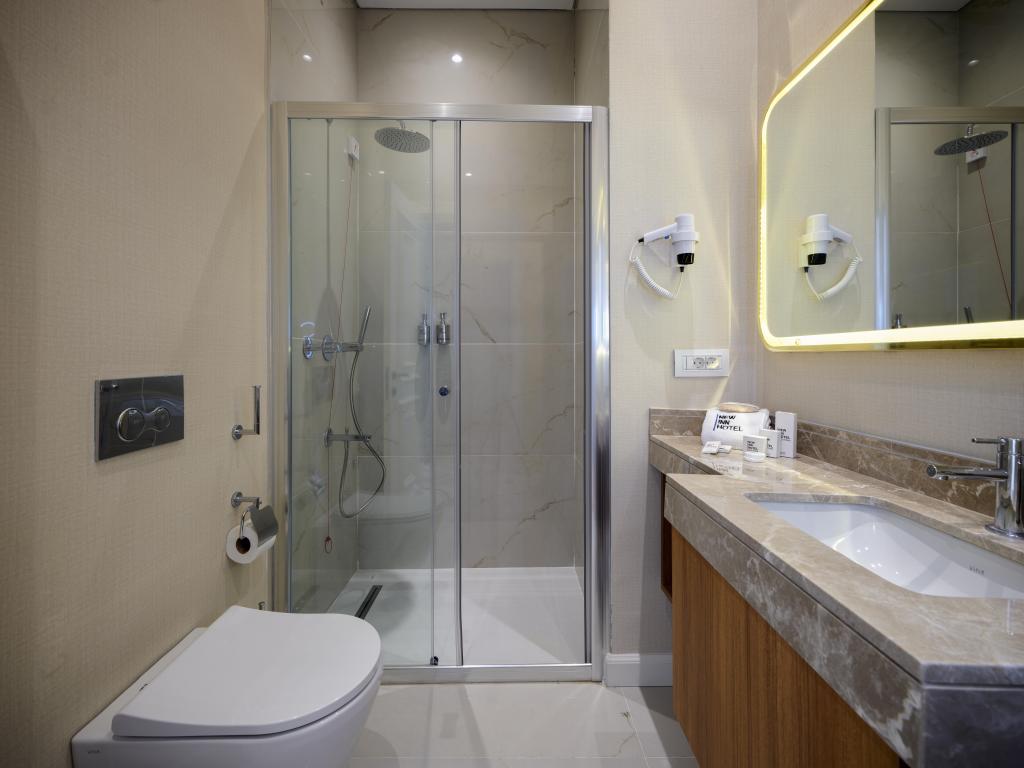Deluxe Iki Ayrı Yataklı Oda, Cadde Manzaralı