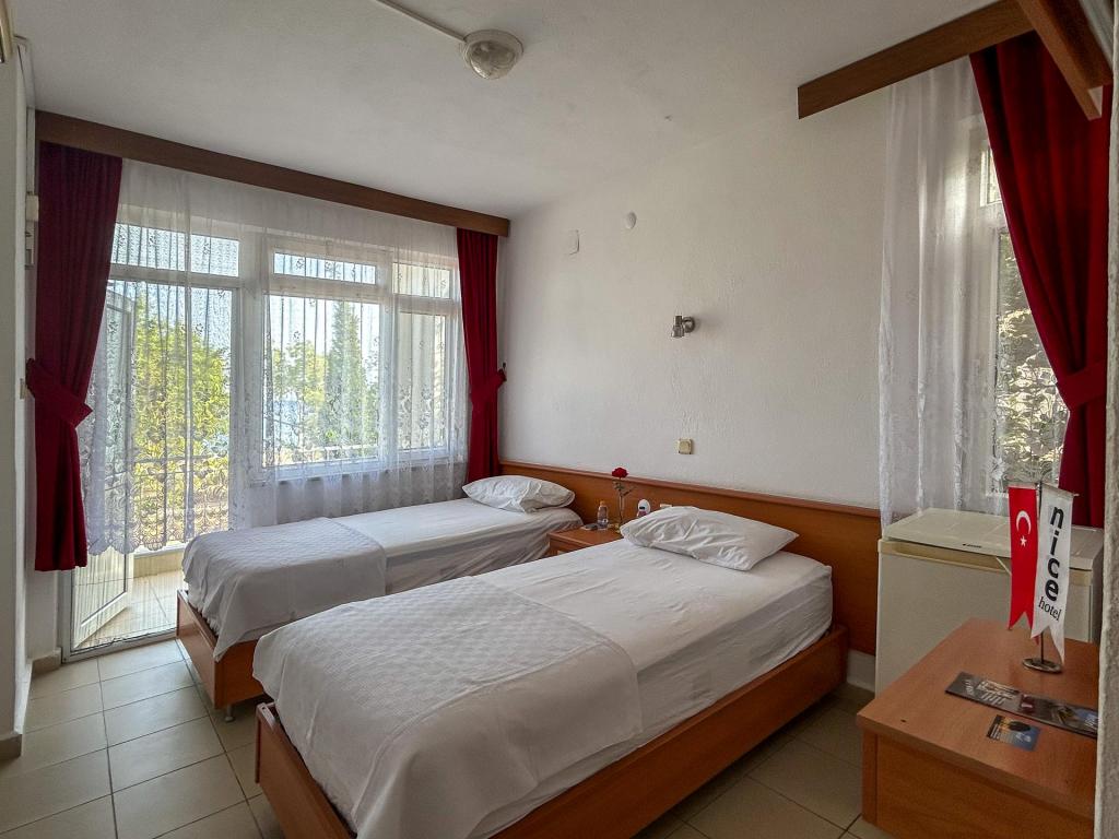 Çift Kişilik,Deniz Manzaralı,Balkonlu