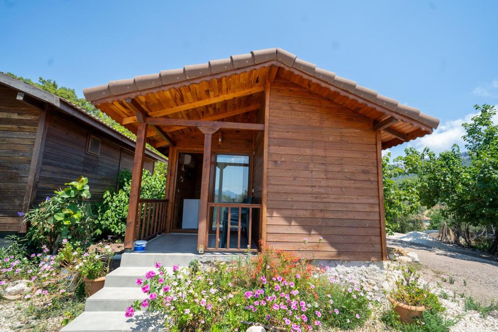 Bungalov, Bahçe Manzaralı