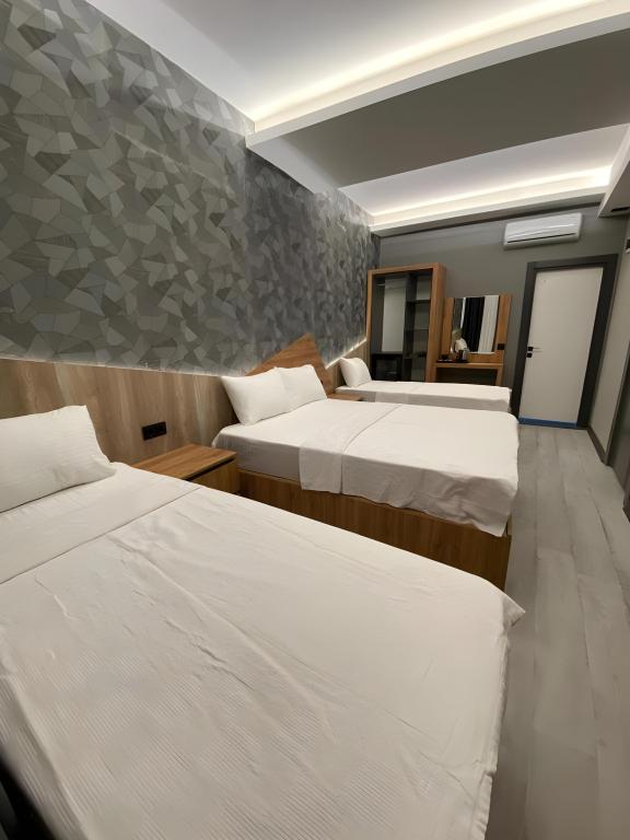 Dört Kişilik Oda,Şehir Manzaralı,Duşa Kabinli