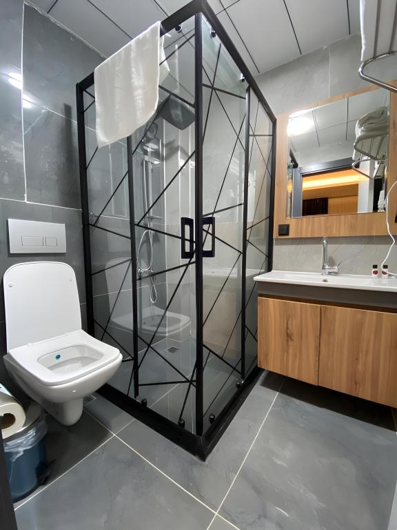 DUŞ VE WC