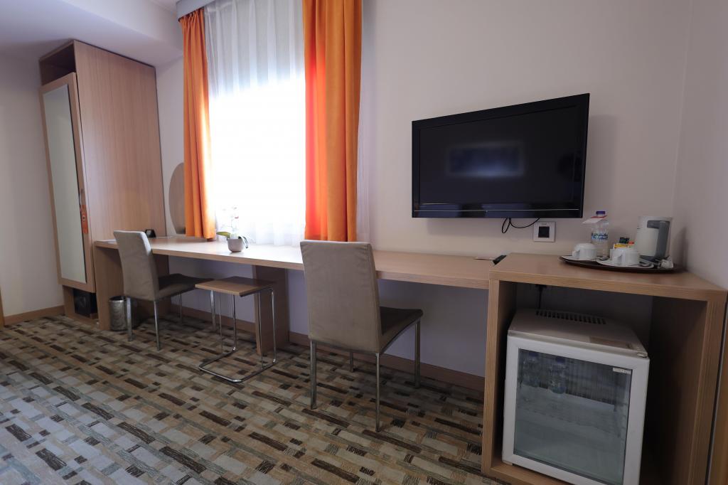 Standart Oda,Şehir Manzaralı