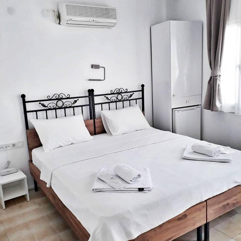 Çift Kişilik,Çeşme Kısmi Marina Manzaralı,1. Kat