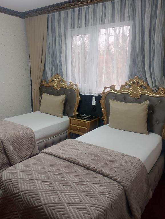 Twin,Şehir Manzaralı