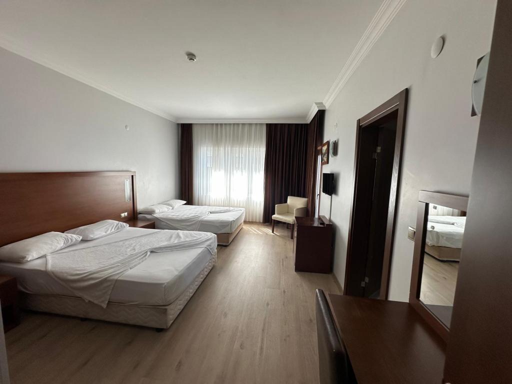 Suit Oda, Orman Manzaralı (Balkonlu)