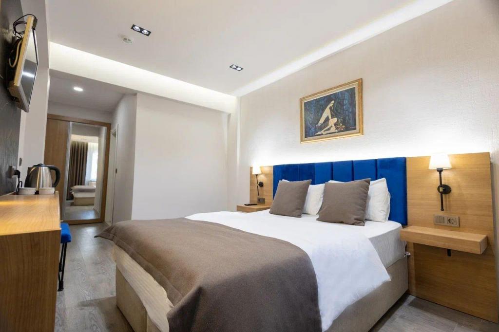 Deluxe Oda,Bahçe Manzaralı,Balkonlu