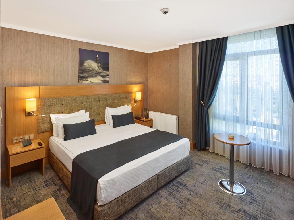 Standart Oda,Şehir Manzaralı