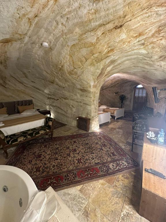 Mağara Oda,Şehir Manzaralı
