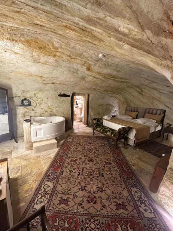 Mağara Oda,Şehir Manzaralı