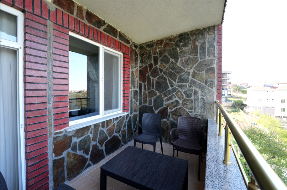 Deluxe Üç Kişilik Oda ,Deniz ve Dağ Manzaralı