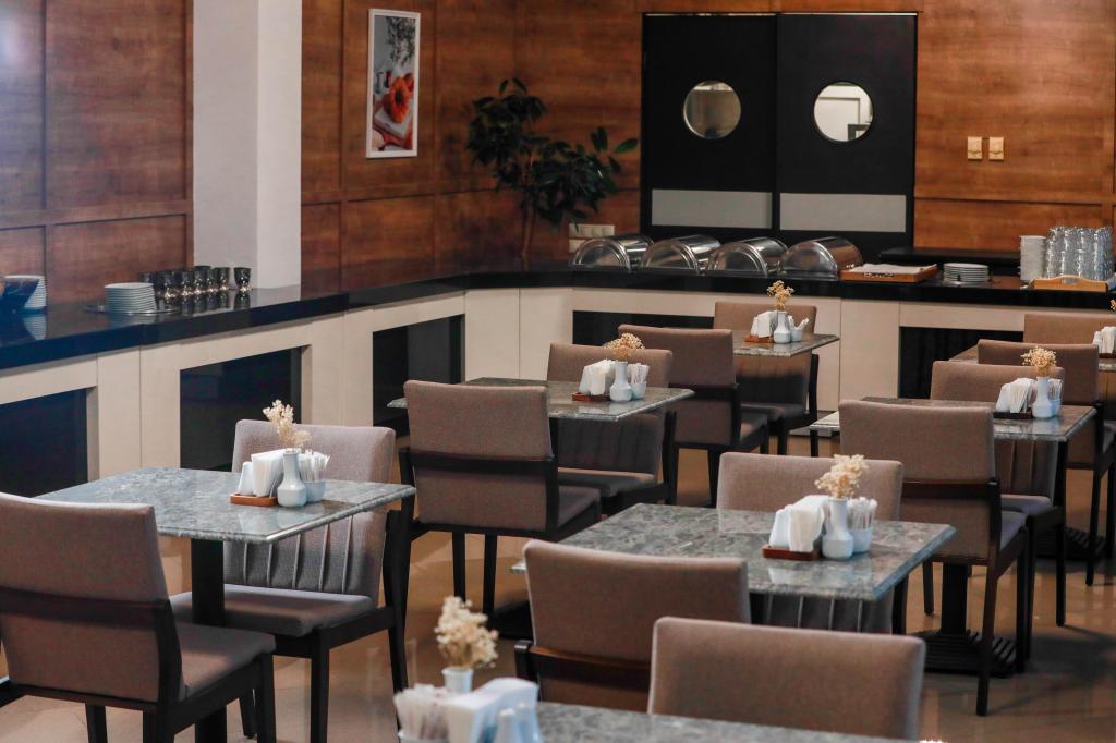 Breakfast Hall