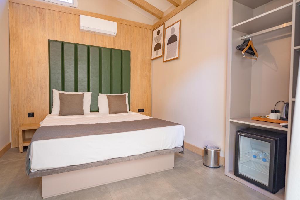 Economy Room, Garden View (Without Balcony)