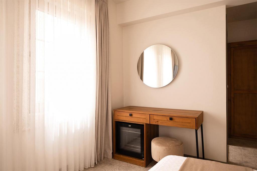 Standart Oda, Şehir Manzaralı