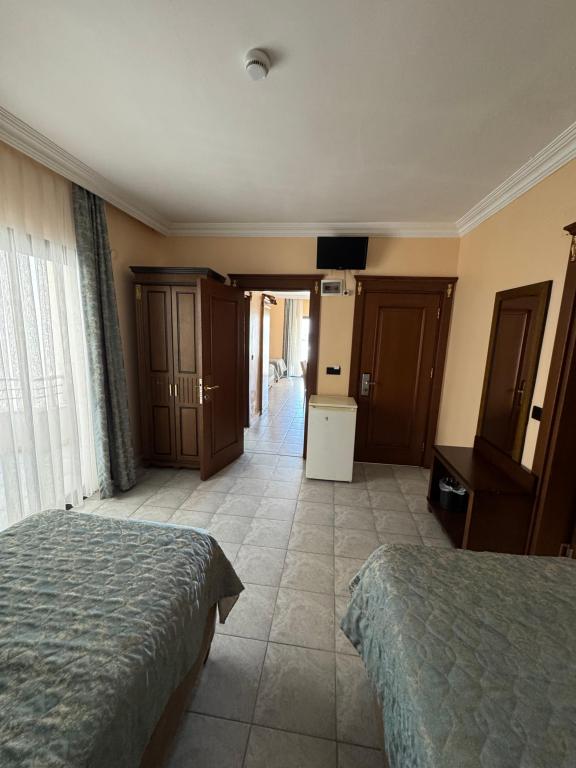Suite,Deniz veya Kara Manzaralı,Klimalı