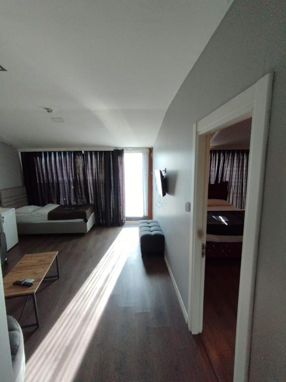Aile Odası, Şehir Manzaralı (Balkonsuz)