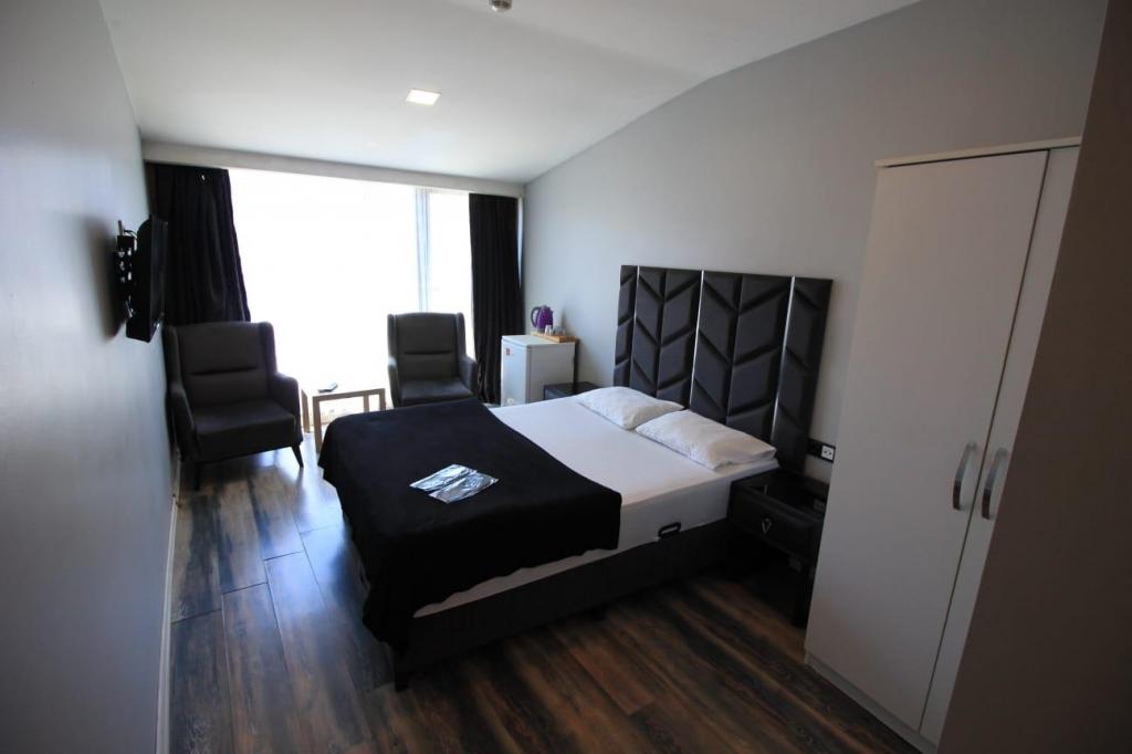 Standart Oda, Şehir Manzaralı