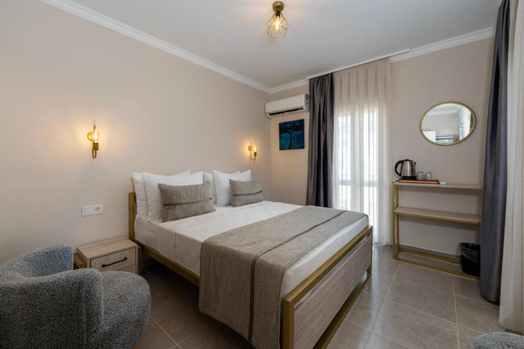 Standart Oda, Cadde Manzaralı