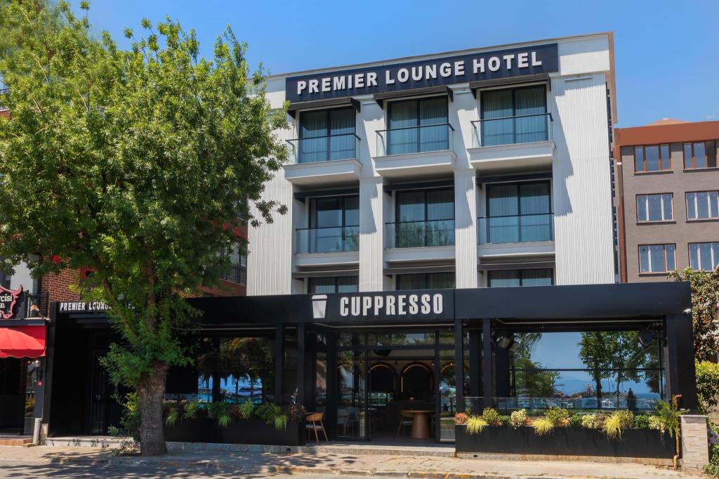 Premier Lounge Hotel