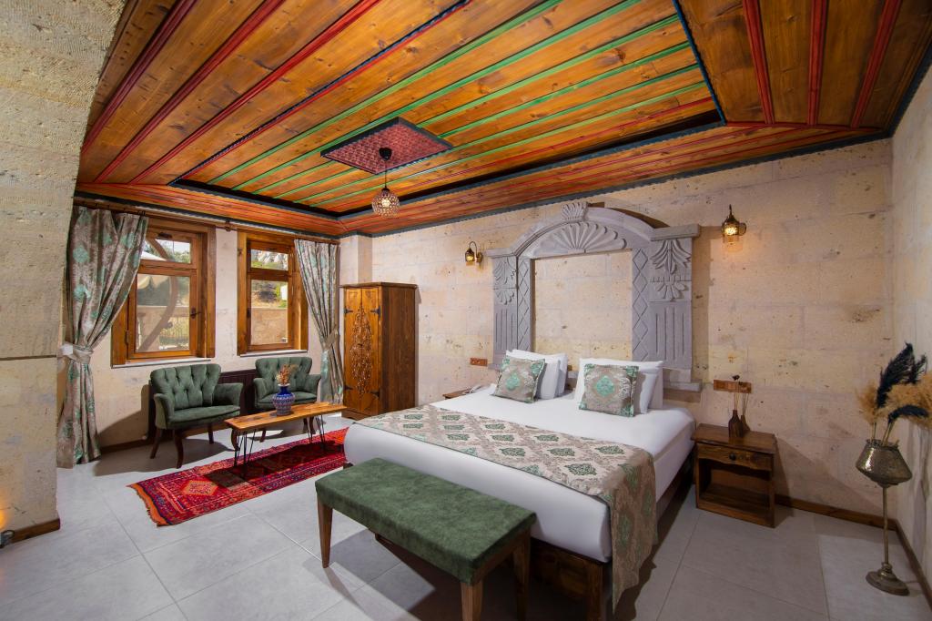 Superior Suite,Avlu Manzaralı,Jakuzili