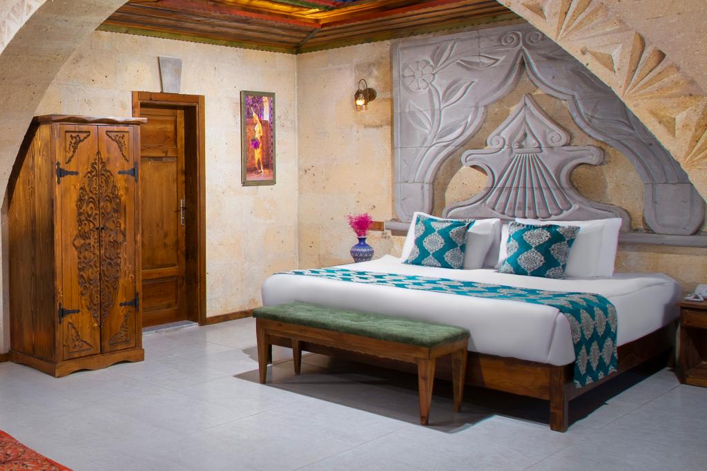 Superior Suite,Avlu Manzaralı,Jakuzili