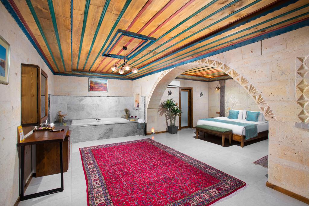 Deluxe Jakuzili Suite,Koridor Manzaralı,Jakuzili