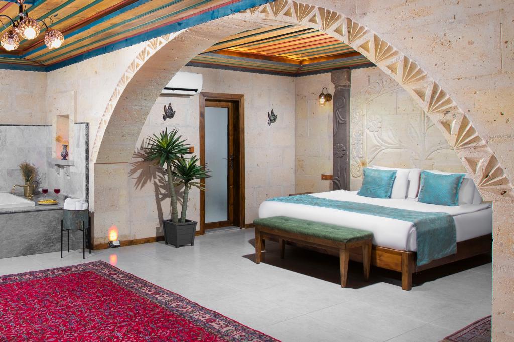 Deluxe Jakuzili Suite,Koridor Manzaralı,Jakuzili