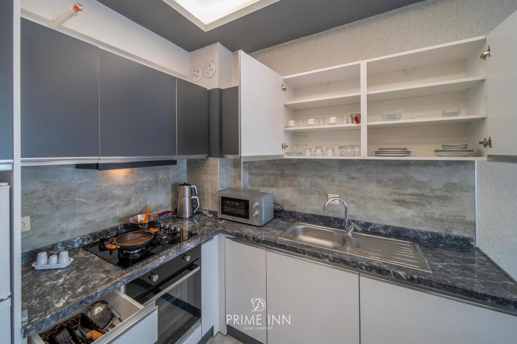 Family Room, City View